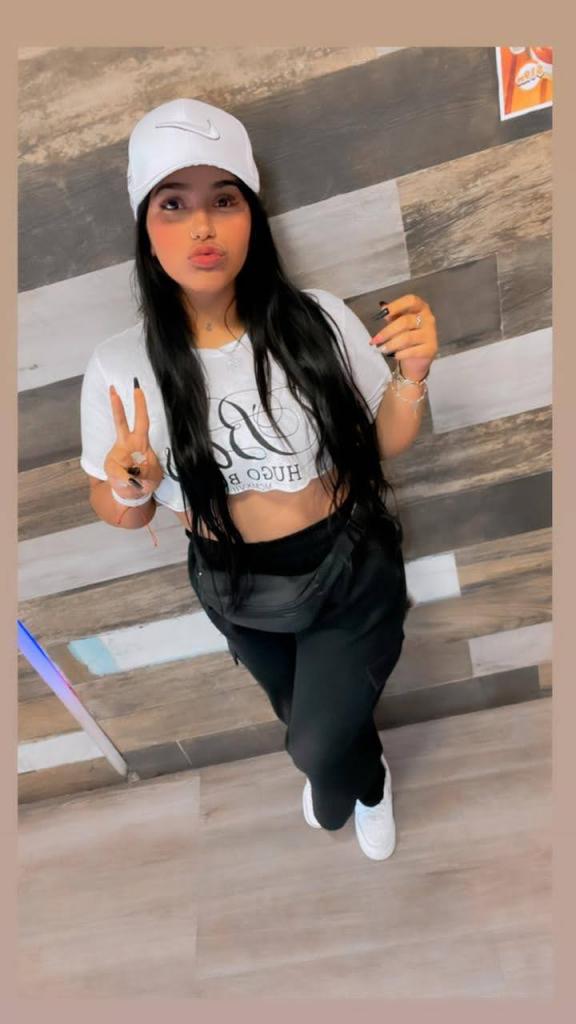 Chica busca chico en Cádiz: 