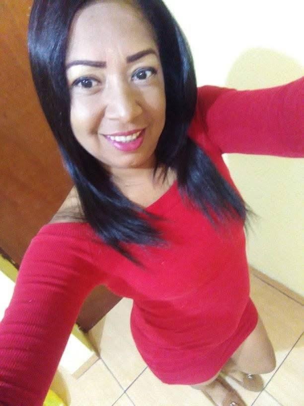 Chica busca chico en Huelva: 