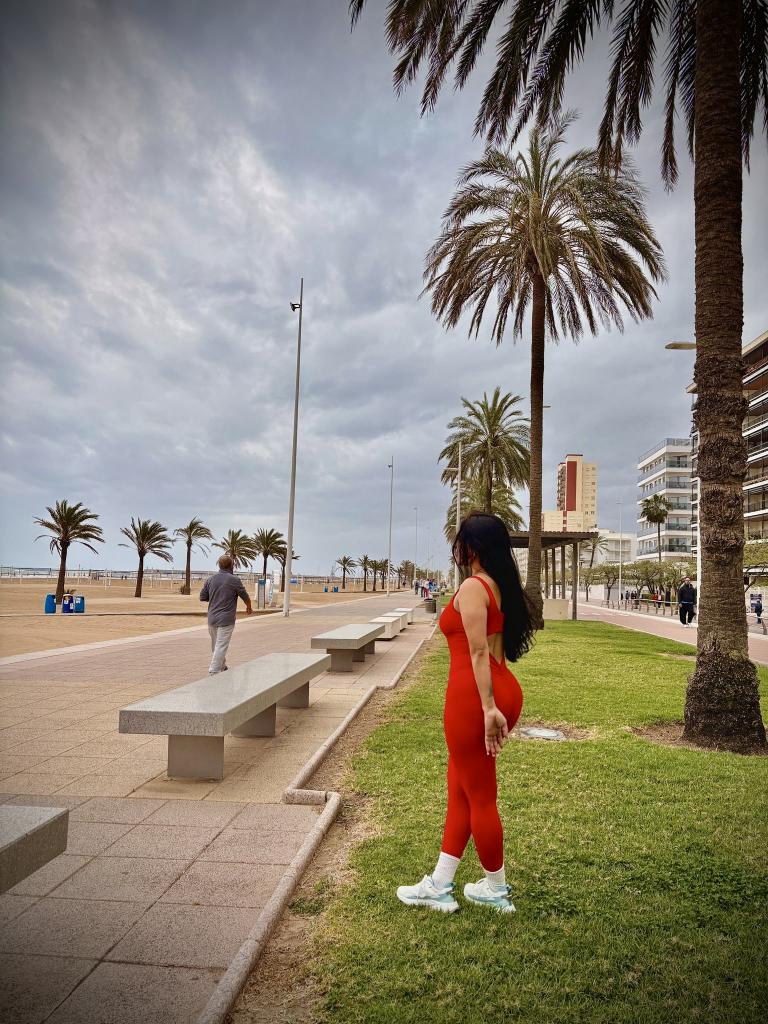 623584987: Chica busca chico en Alicante