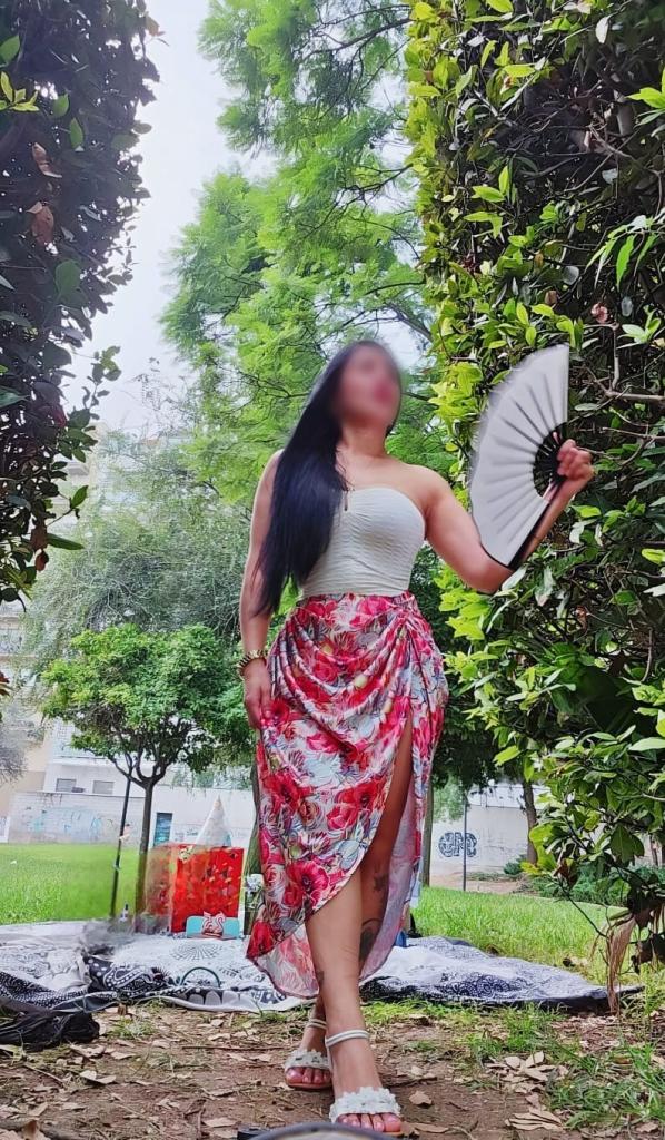Chica busca chico en Granada: 