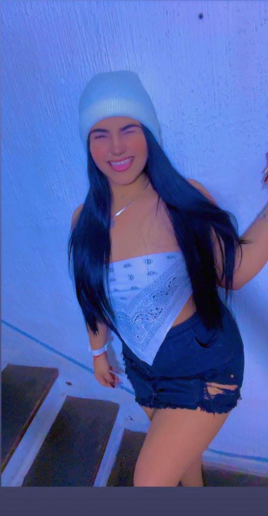 Chica busca chico en Cádiz: 