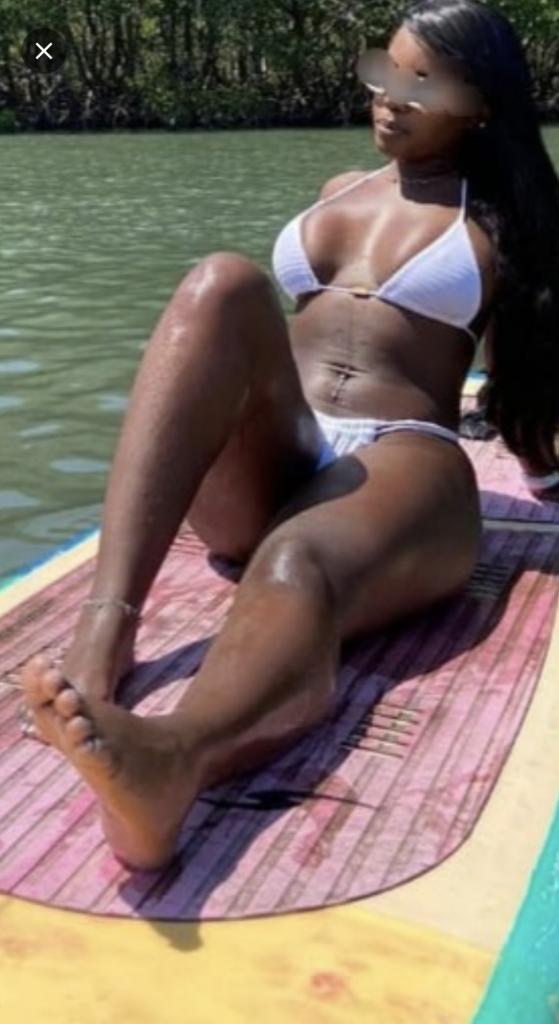 Chica busca chico en Cádiz: 