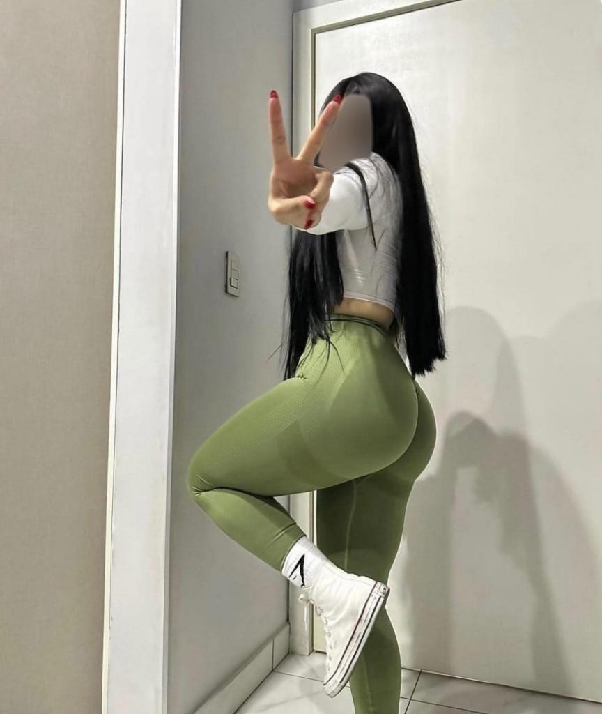 Chica busca chico en Almería: 