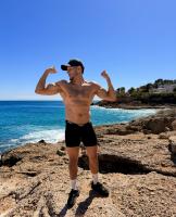 627730526: Chico busca chica en Barcelona