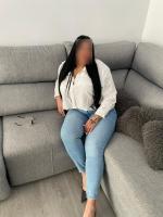 663069700: Chica busca chico en Málaga