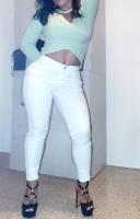 672910037: Chica busca chico en Barcelona