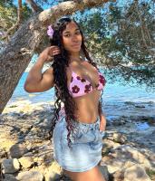 617824495: Chica busca chico en Ibiza