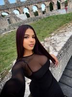 641929776: Chica busca chico en Barcelona