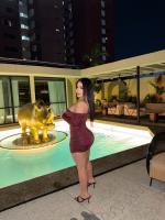 643740405: Chica busca chico en Almería