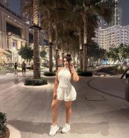 643745367: Chica busca chico en Sevilla