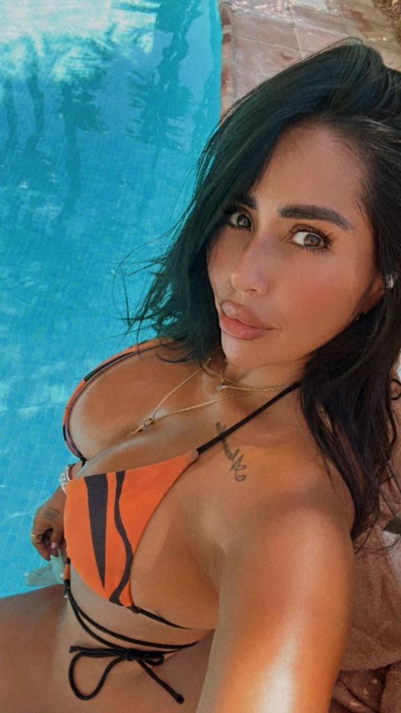 Chica busca chico en Almería: 