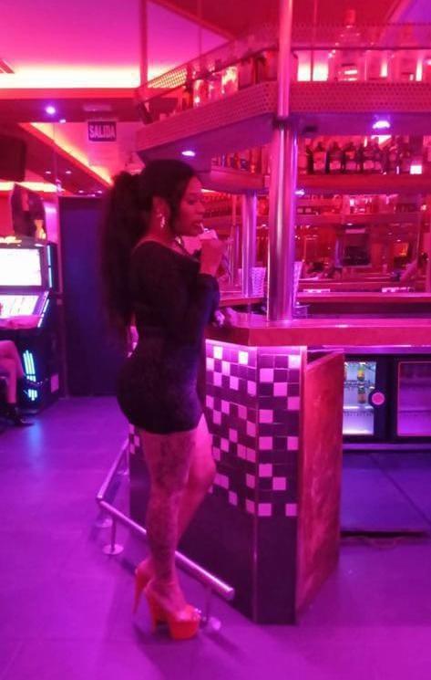 Chica busca chico en Granada: 