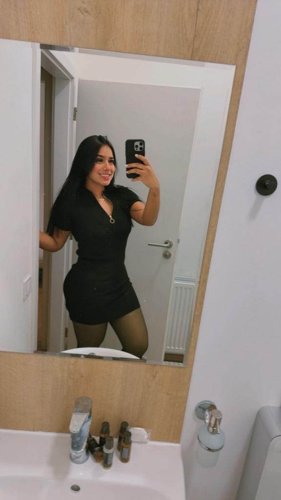 613327399: Chica busca chico en Asturias