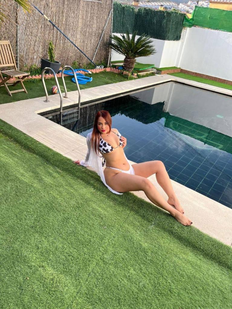 Chica busca chico en Granada: 