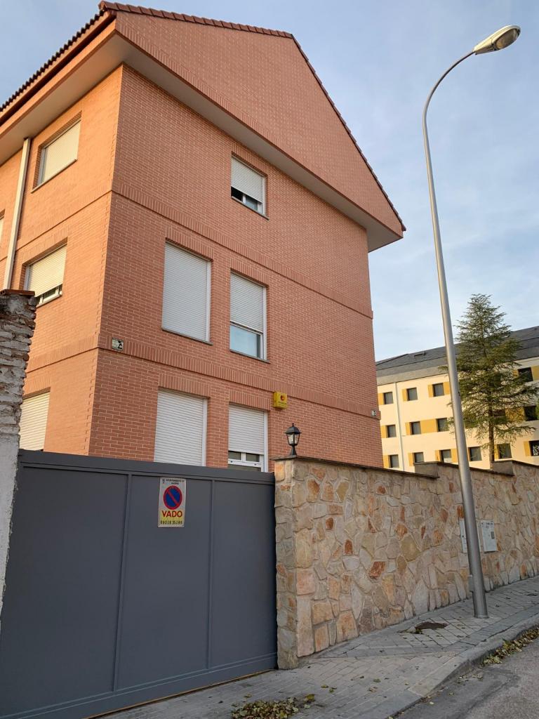 Chica busca chico en Madrid: 