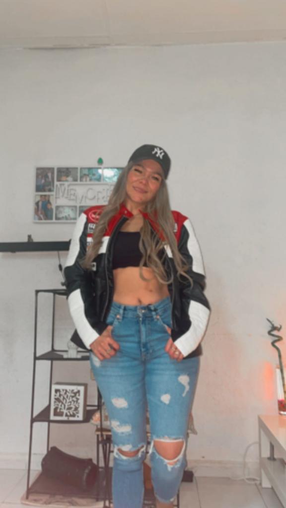 Chica busca chico en Barcelona: 