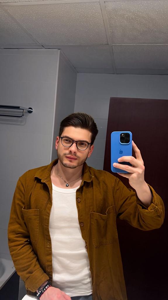 Chico busca chica en Las Palmas: 