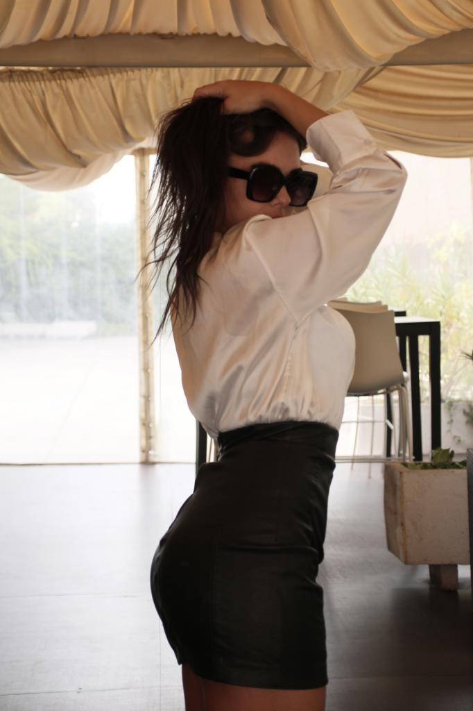 643779916: Chica busca chico en Madrid