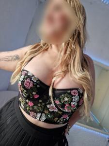 Chica busca chico en Sevilla: 