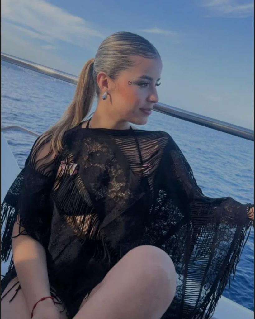 643291683: Chica busca chico en Ibiza
