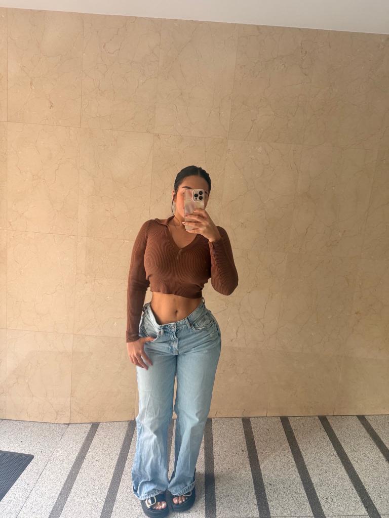 Chica busca chico en Sevilla: 