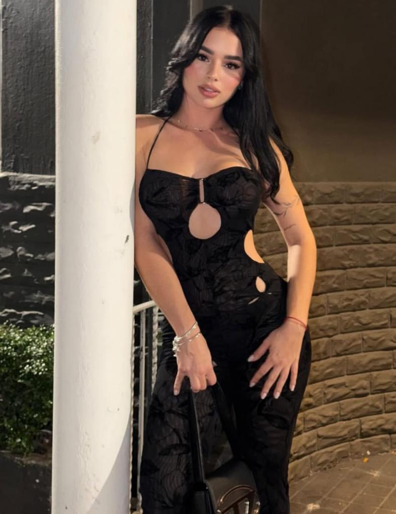 Chica busca chico en Menorca: 