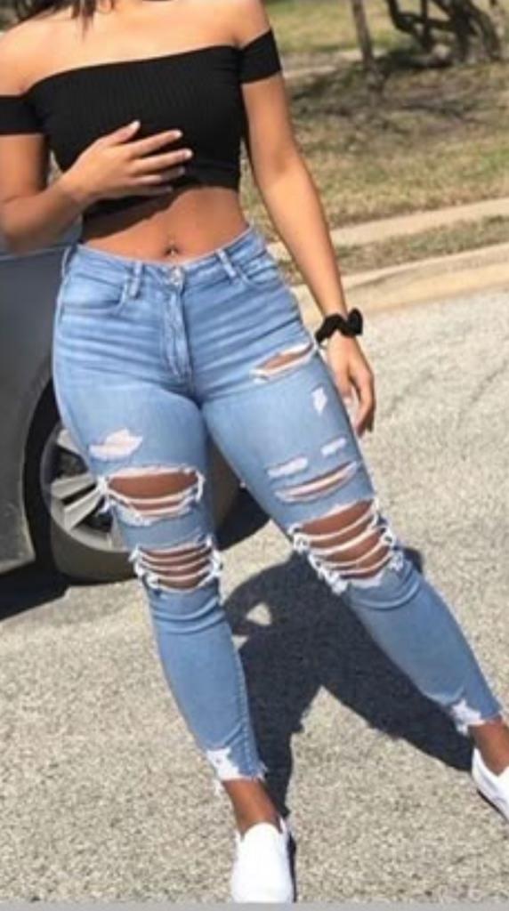 612466786: Chica busca chico en Sevilla