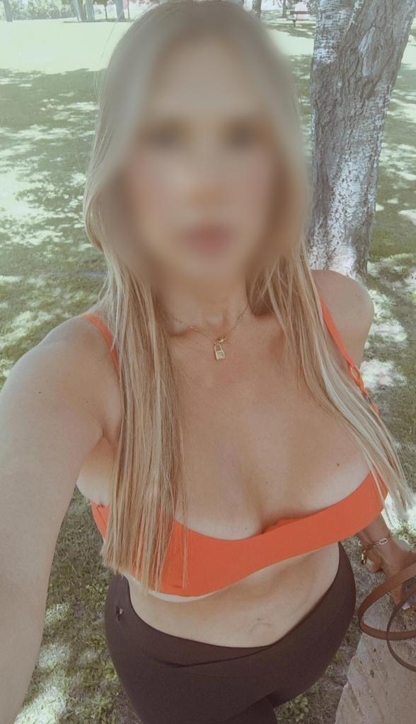 Chica busca chico en Burgos: 