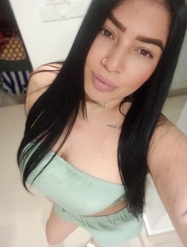 Chica busca chico en Cádiz: 