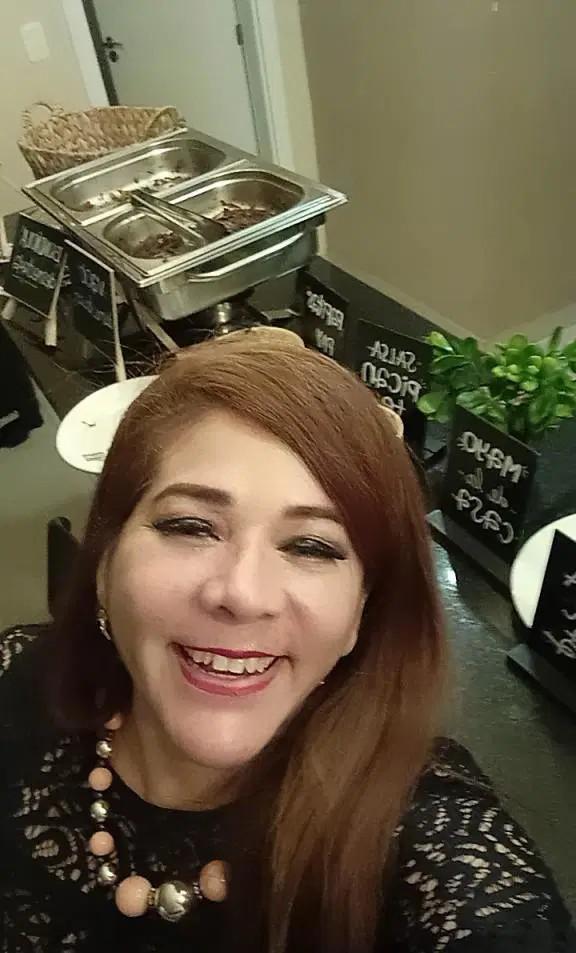Chica busca chico en León: 