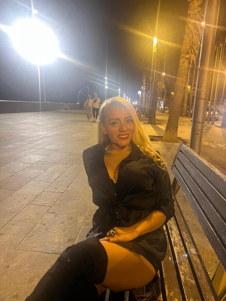 Chica busca chico en Castellón: 