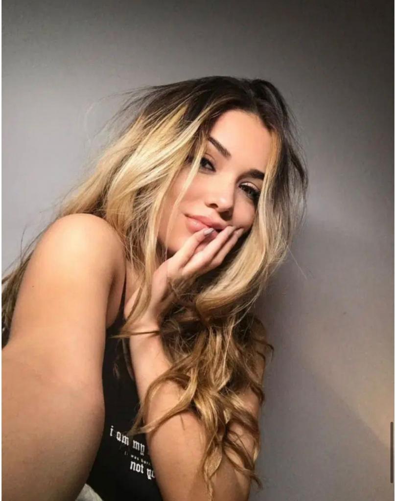 Chica busca chico en Granada: 