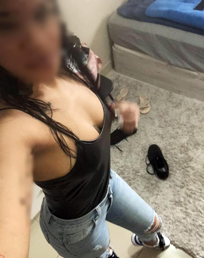 611365898: Chica busca chico en Tenerife