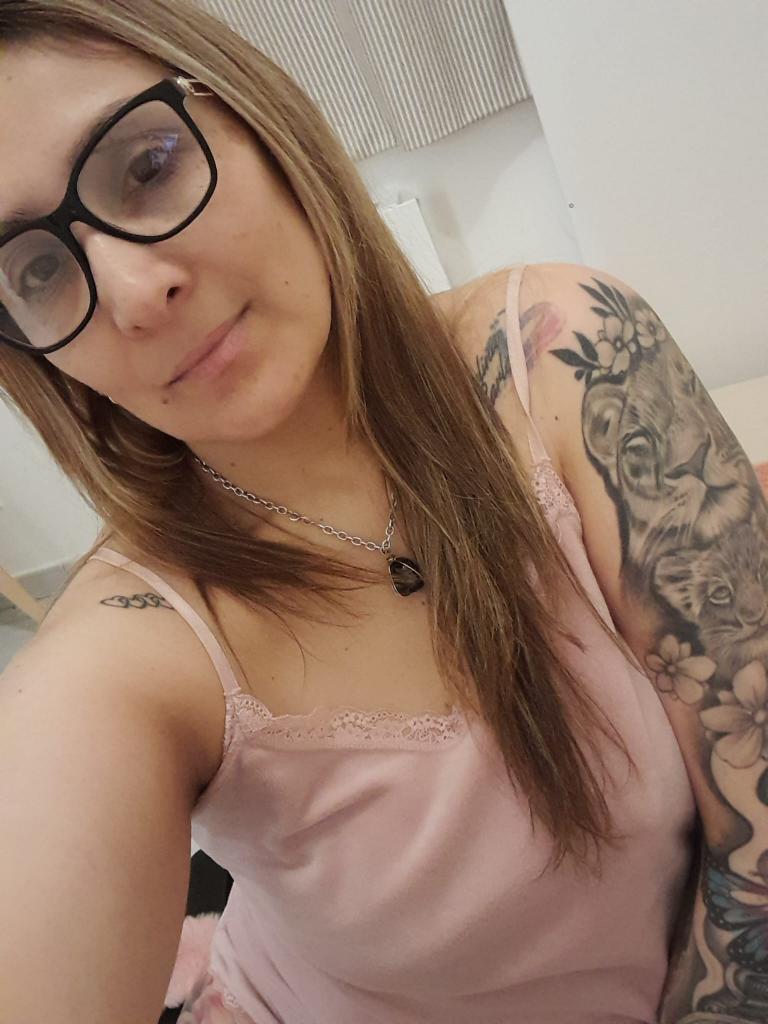 613216327: Chica busca chico en Sevilla