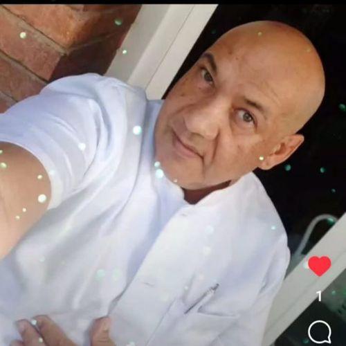 Chico busca chica en Barcelona: 
