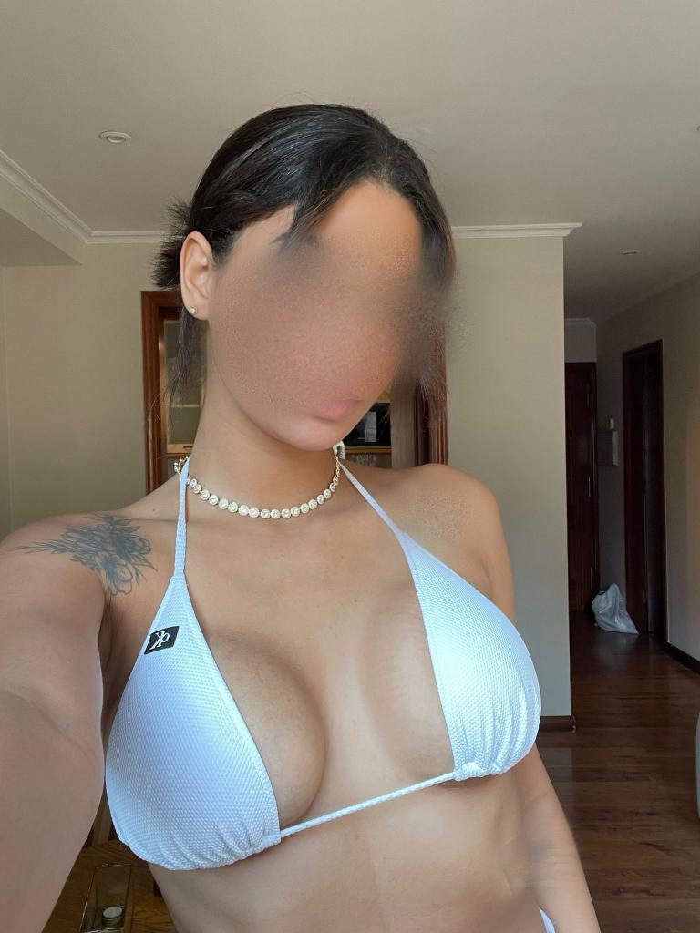 691882557: Chica busca chico en La Coruña