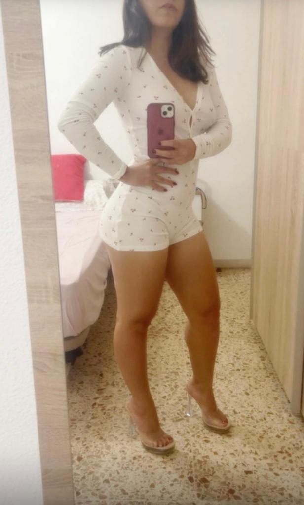 647654192: Chica busca chico en Badajoz