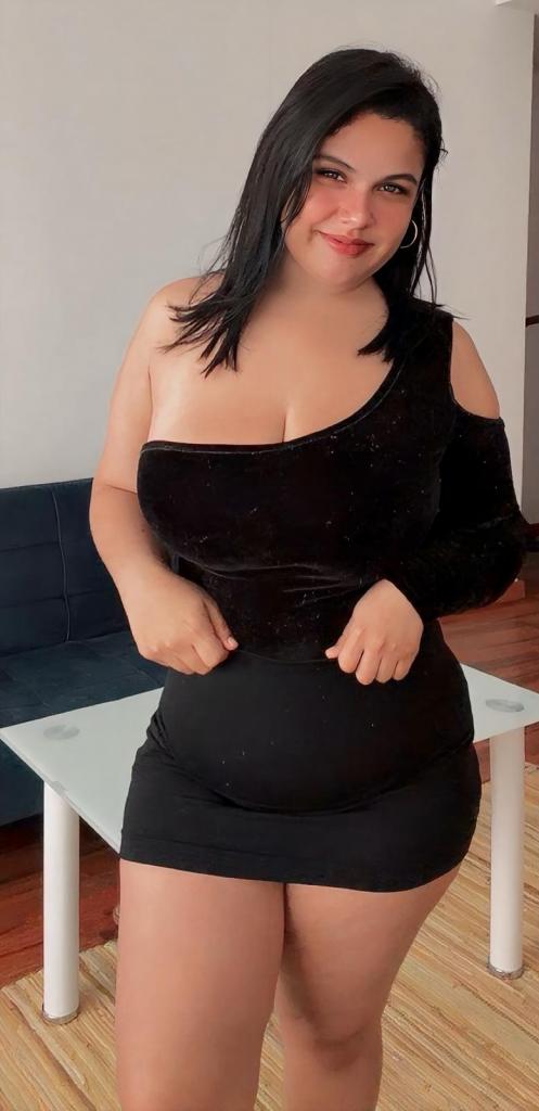 667786251: Chica busca chico en Barcelona