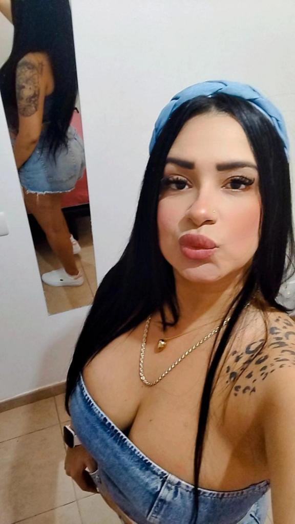 Chica busca chico en Barcelona: 