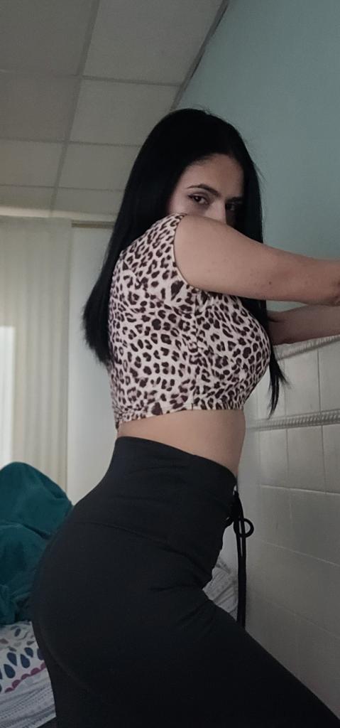 612433830: Chica busca chico en Málaga
