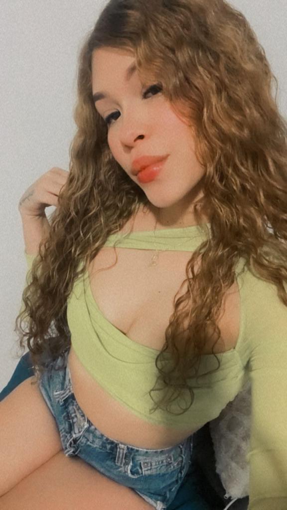 603540309: Chica busca chico en Granada
