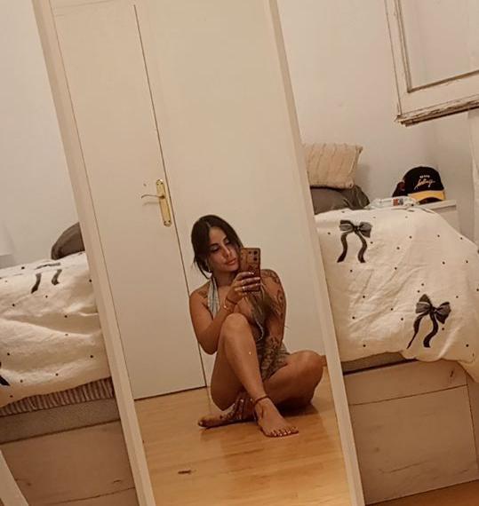 672867549: Chica busca chico en Granada