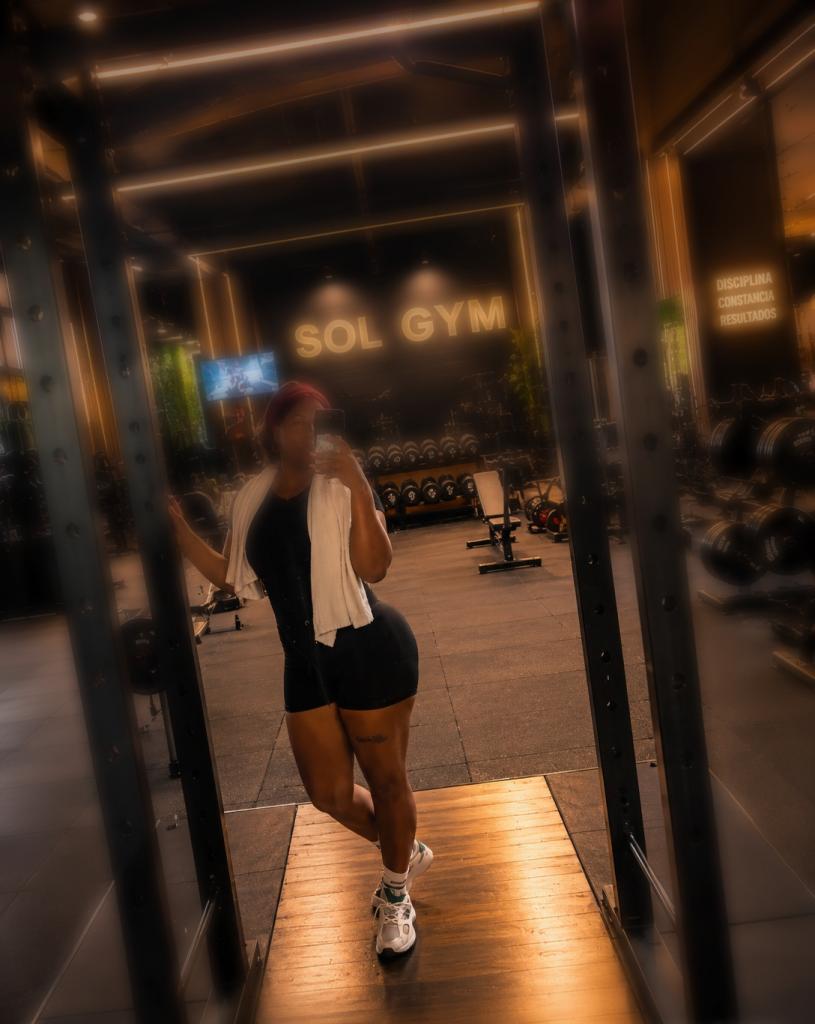 634111454: Chica busca chico en Burgos