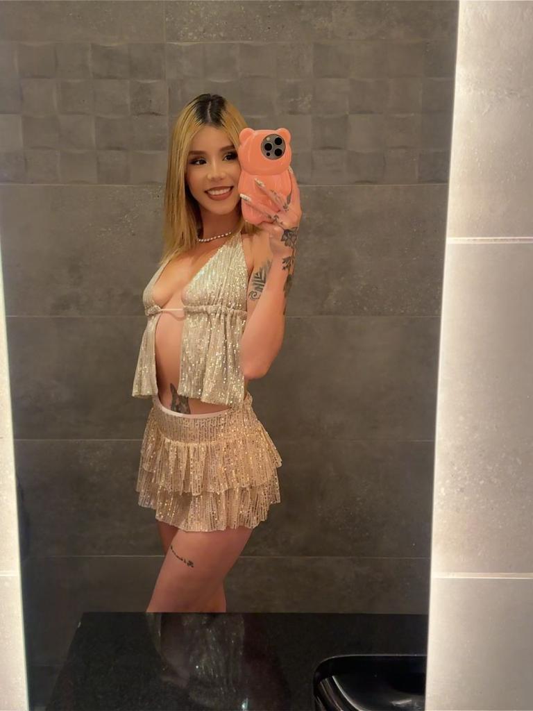 Chica busca chico en Cádiz: 