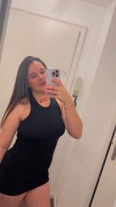 631173844: Chica busca chico en Barcelona
