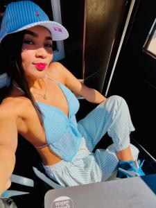642704332: Chica busca chico en La Coruña