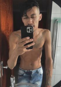 642420310: Chico busca chica en Barcelona
