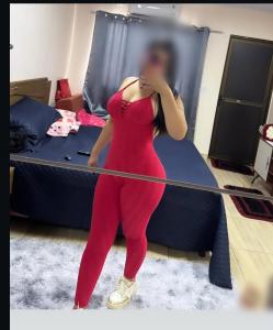 632834411: Chica busca chico en Navarra