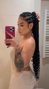 664842039: Chica busca chico en Madrid