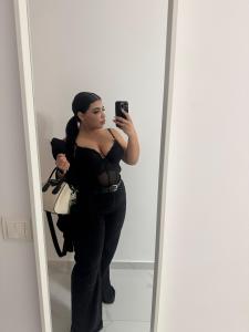 643902082: Chica busca chico en Málaga